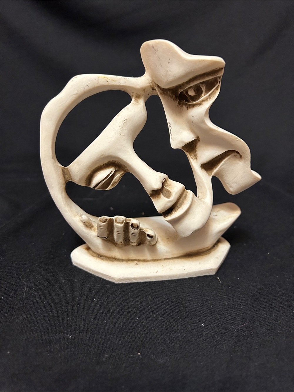 Modern Abstract JART Face Sculpture - Decorative Home Art